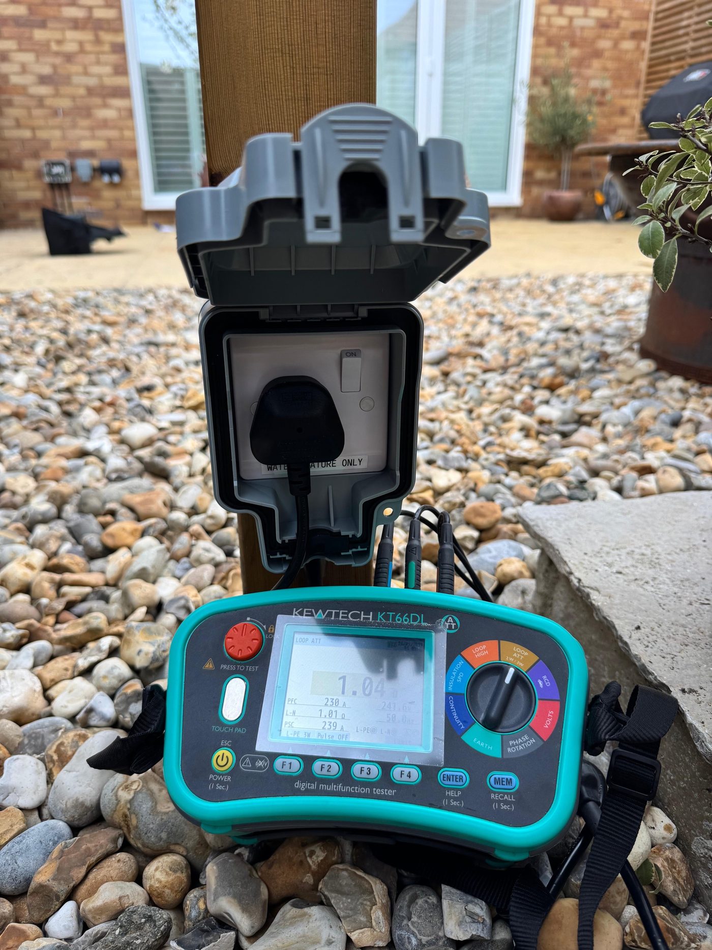 Testing an outdoor socket with a Kewtech multifunction tester